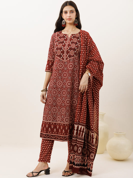 Ajrakh Tahsin Set Of Kurta Pants Dupatta