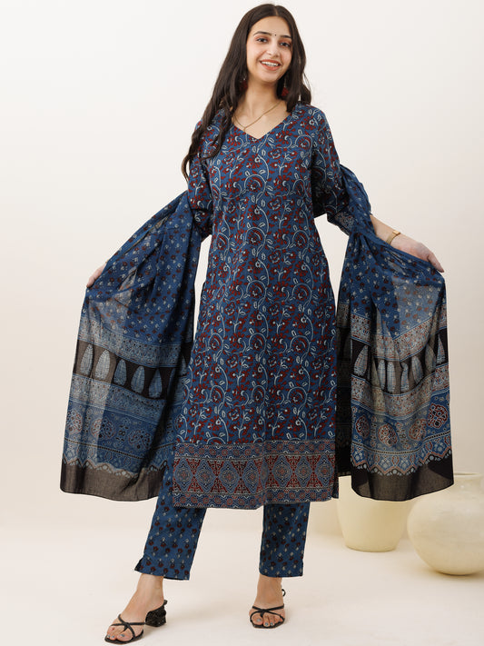 Ajrakh Noori Set Of Kurta Pants Dupatta