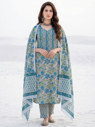 Aina Chitra Set Of Kurta Pants Dupatta