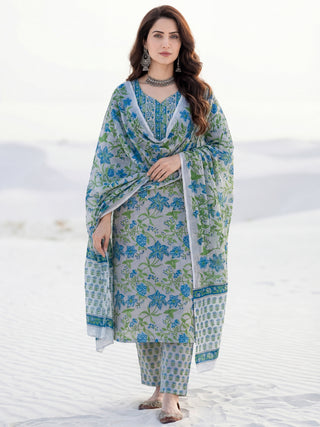 Aina Chitra Set Of Kurta Pants Dupatta