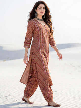 Gazal Suhani Set Of Kurta Pants Dupatta
