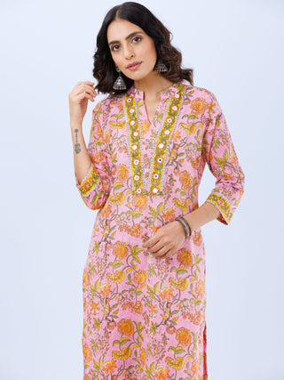 Aina Fiza Straight Kurta