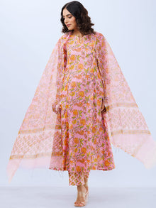 Aina Samah Set Of Kali Kurta Pants Dupatta