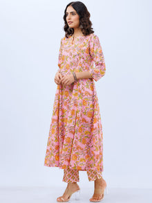 Aina Samah Set Of Kali Kurta Pants Dupatta
