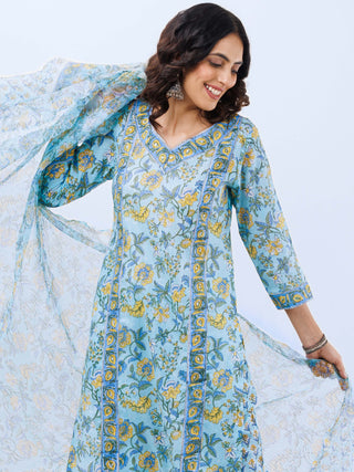 Aina Prerna Set Of Kurta Pants Kota Dupatta