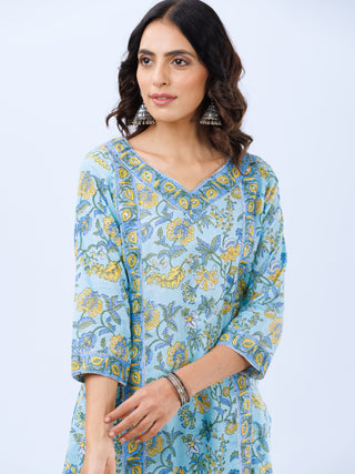 Aina Prerna Set Of Kurta Pants Kota Dupatta