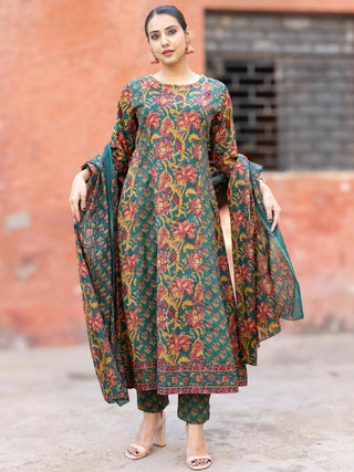 Roz Misha Set Of Kali Kurta Pants Dupatta