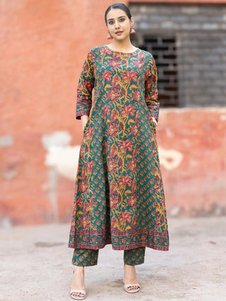 Roz Misha Set Of Kali Kurta Pants Dupatta