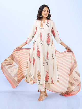 Aina Noor Set Of Kali Kurta Pants Dupatta