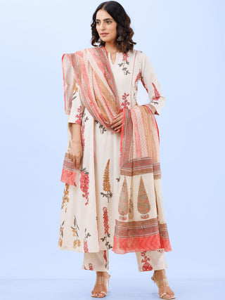 Aina Noor Set Of Kali Kurta Pants Dupatta