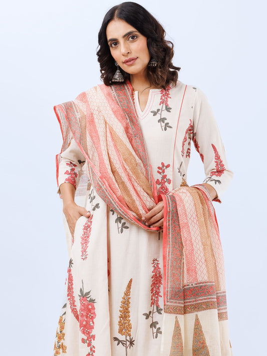 Aina Noor Set Of Kali Kurta Pants Dupatta