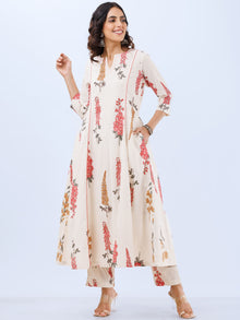 Aina Noor Set Of Kali Kurta Pants Dupatta