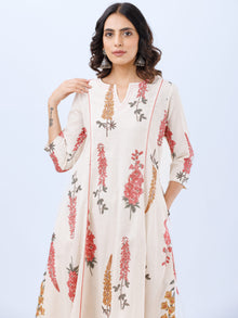 Aina Noor Set Of Kali Kurta Pants Dupatta