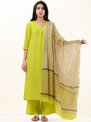 Roz Mannat Set Of Kurta Pants Kota Dupatta