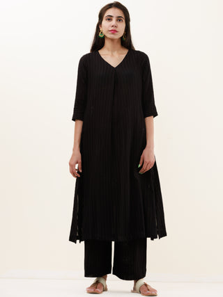 Roz Pari Set Of Kurta Pants Kota Dupatta