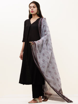 Roz Pari Set Of Kurta Pants Kota Dupatta