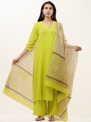 Roz Karuna Set Of Kurta Pants Kota Dupatta