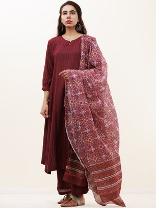 Roz Aaina Set Of Kurta Pants Kota Dupatta