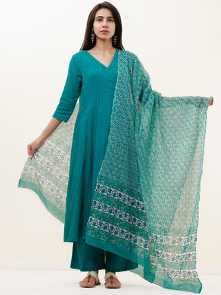 Roz Parizaad Set Of Kurta Pants Kota Dupatta