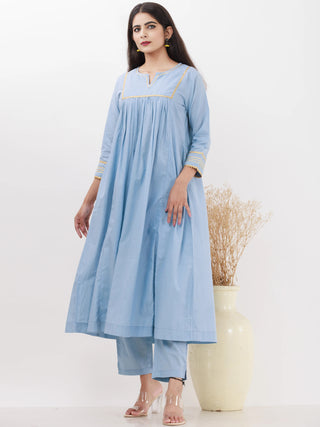 Parv Megha Set Of Kurta Pants Kota Dupatta