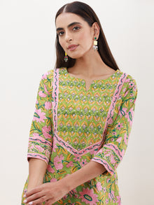Utsav Saimara Set Of Kurta Pants Dupatta