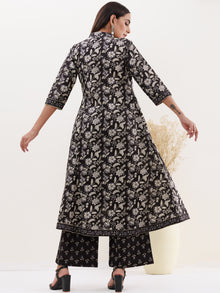 Utsav Raas Set Of Angrakha Kurta Pants Dupatta