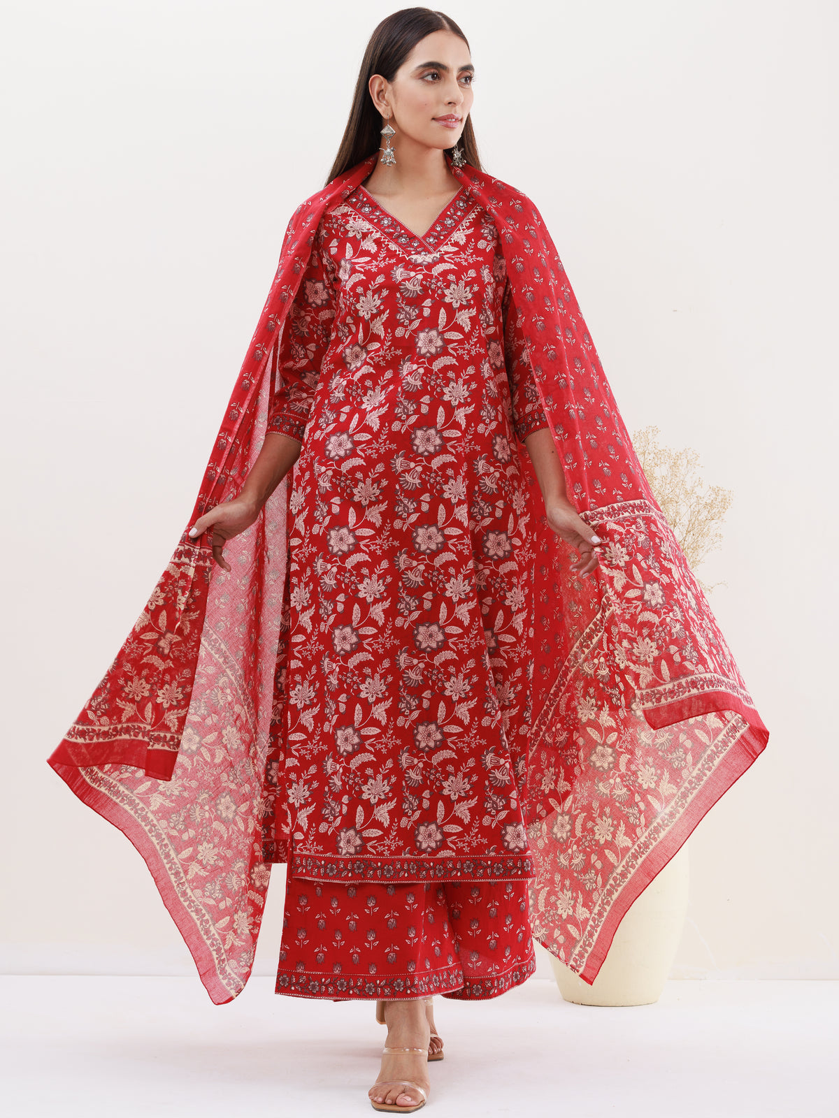 Utsav Raina Set Of Kurta Palazzo Dupatta