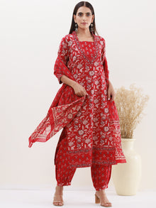 Utsav Parizaad Set Of Kurta Afghani Pants Dupatta