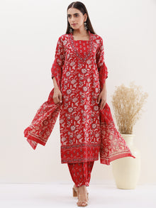 Utsav Parizaad Set Of Kurta Afghani Pants Dupatta