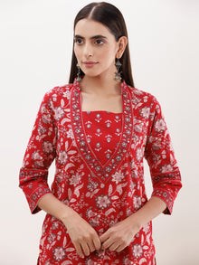 Utsav Parizaad Set Of Kurta Afghani Pants Dupatta