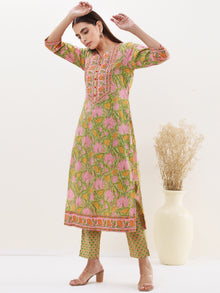 Rozana Upasana Set Of Kurta Pants Kota Doria Dupatta