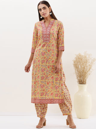 Rozana Mohak Set Of Kurta Salwar Pants Dupatta