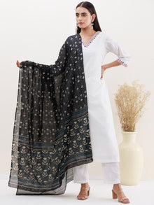 Gulmarg Aaina Set Of Kurta Pants Dupatta