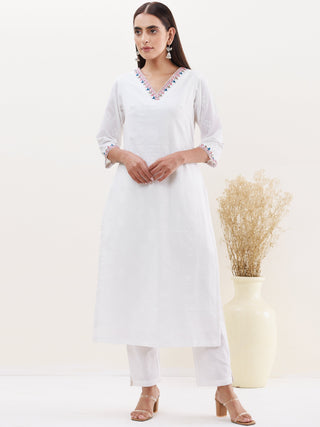 Gulmarg Aaina Set Of Kurta & Pants