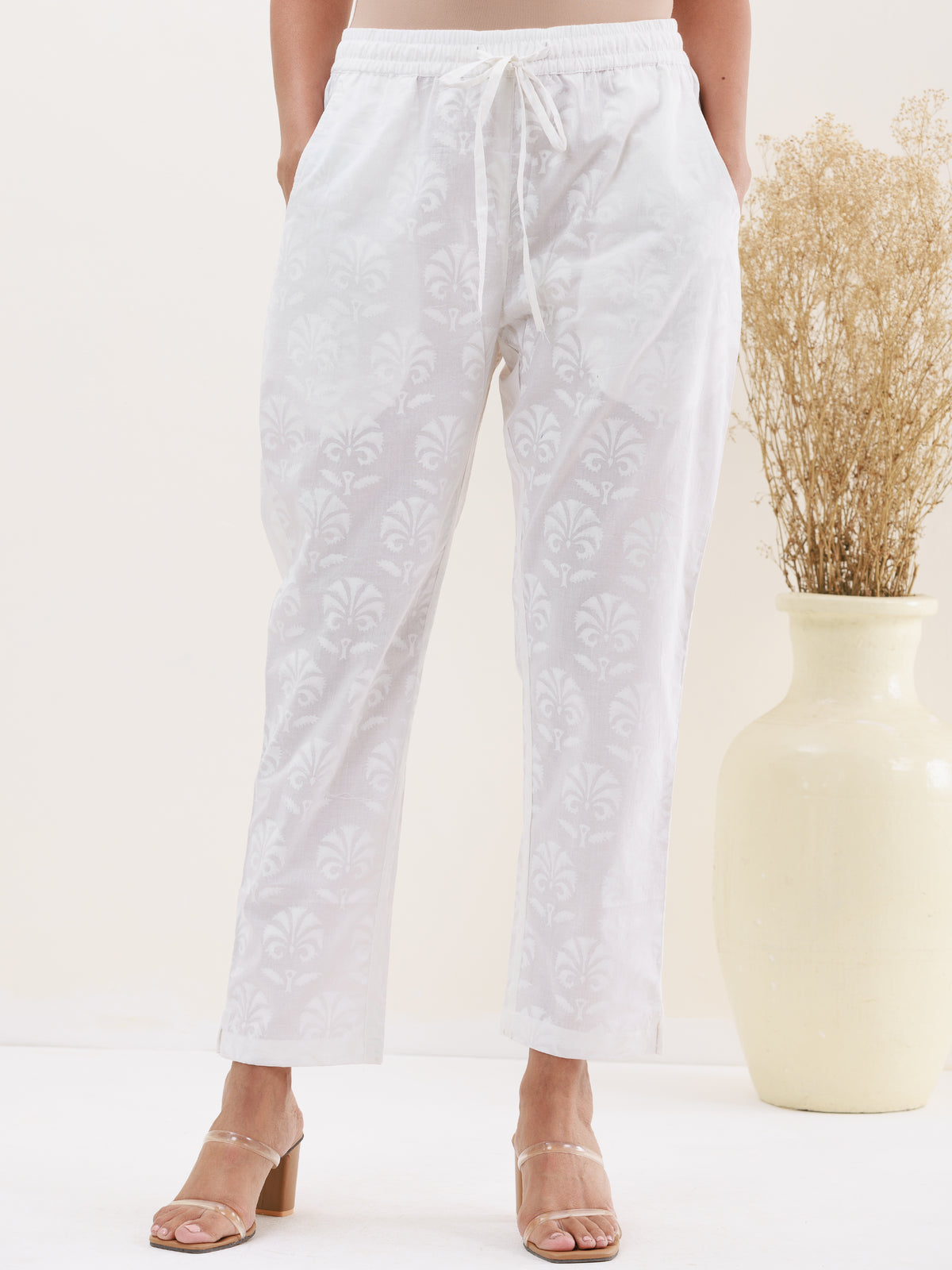 Gulmarg Midha Pants