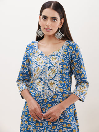 Utsav Raima Set Of Kurta Pants Dupatta