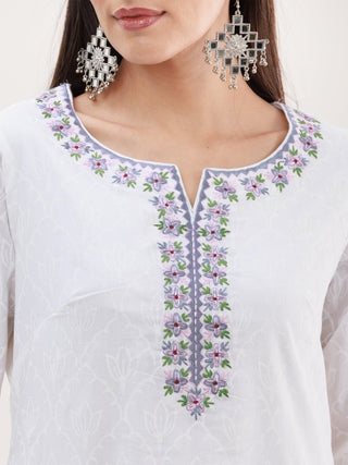 Gulmarg Fanah Set Of Kurta Pants Dupatta