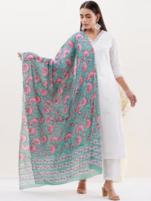 Gulmarg Nutan Set Of Kurta Pants Dupatta