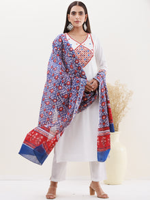 Gulmarg Sania Set Of Kurta Pants Dupatta