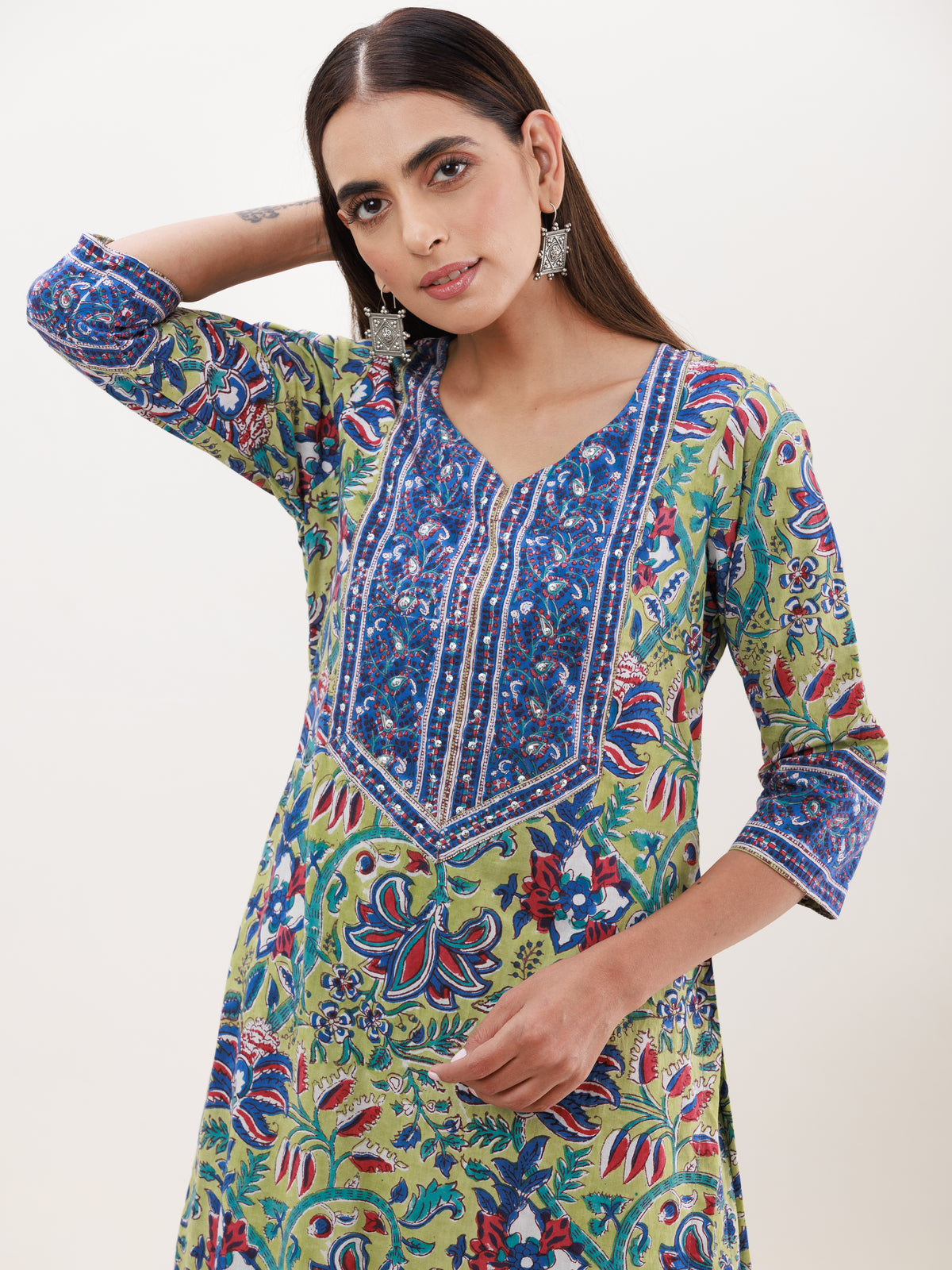 Gazal Raina Straight Kurta