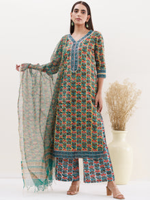 Gazal Diva Set Of Kurta Pants Kota Doria Dupatta