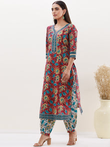 Gazal Ria Straight Kurta