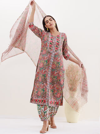 Gazal Aina Set Of Kurta Salwar Pants Kota Doria Dupatta