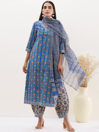Gazal Nazmil Set Of Kurta Salwar Pants Kota Doria Dupatta