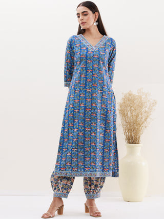 Gazal Nazmil Set Of Kurta Salwar Pants Kota Doria Dupatta