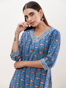 Gazal Nazmil Straight Kurta