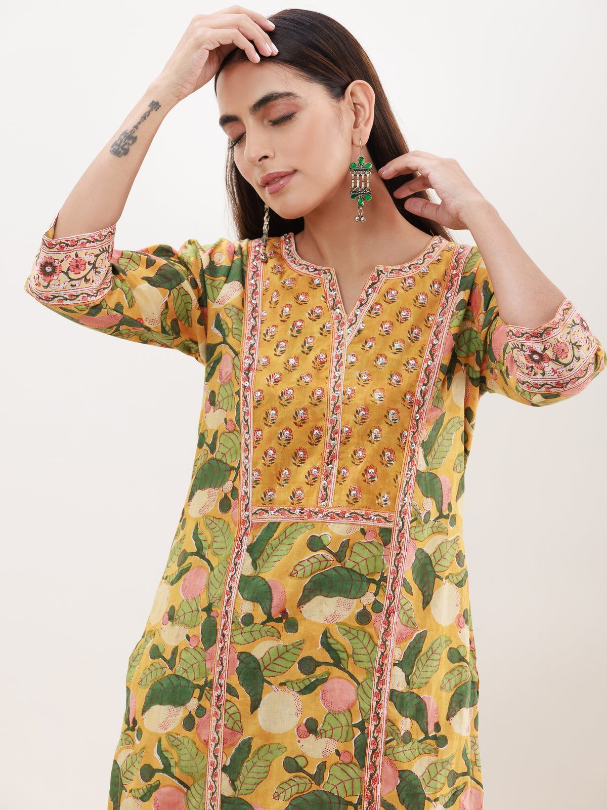 Utsav Amaira Kurta