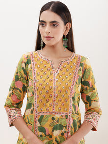 Utsav Amaira Kurta