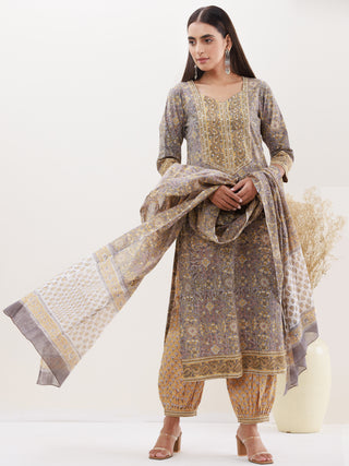 Utsav Pari Set Of Kurta Afghani Dupatta