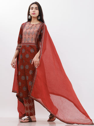 Ajrakh Lavanya Set Of Kurta Pants Dupatta